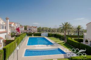 Bazén v ubytování Casa Casalot by MarCalma nebo v jeho okolí