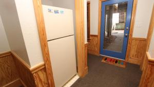 Imagen de la galería de PI76, Life of Reilly- Oceanfront, Ocean Views, Private Pool, Private Beach Access, Foosball, en Corolla