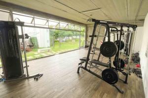 Fitness centrum a/nebo fitness zařízení v ubytování Luxury NEW Apt -24/7 sec- 10 min from SJO Airport