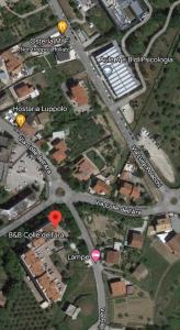 een kaart van een stad met een straat bij Colle dell'Ara in Chieti