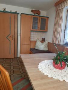 Fotografie z fotogalerie ubytování Ferienwohnung Haus Bergfrieden v destinaci Gerlosberg