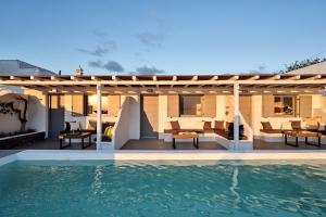 Bazén v ubytování Casa Tagoo Mykonos nebo v jeho okolí