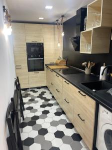 Dapur atau dapur kecil di BYTEČEK U LESA +17 gambar