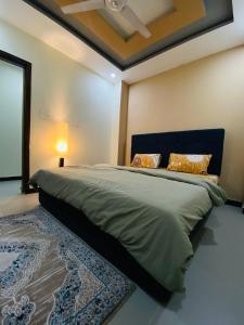 Gallery image of OWN IT - 2 bedroom apartment ORANGE in Islamabad