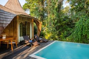 Bazén v ubytování Jungleight Bali nebo v jeho okolí
