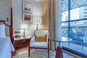 Χώρος καθιστικού στο Radisson Collection Hotel & Spa, Riverfront Srinagar