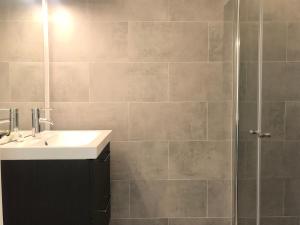 Ένα μπάνιο στο Remise Anker links +7 φωτογραφίες