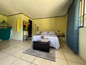 Voodi või voodid majutusasutuse Hotel Azul Coral toas