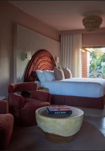 A seating area at Swell Hotel Byron Bay - Adults Only