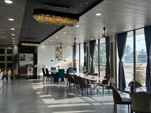 Restaurace v ubytování Nasheman & hotel