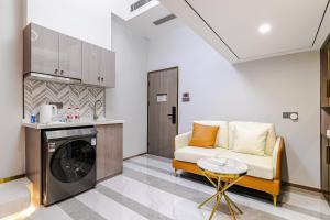 Гостиная зона в Yunga Yee Tsui Apartments云嘉倚翠公寓
