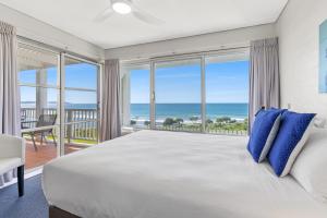 Postel nebo postele na pokoji v ubytování Quarterdeck 15