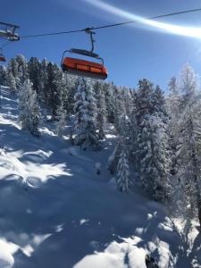 Obiekt Wohlfühl-Appartement Kreischberg inclusive Murau SommerGästeCard zimą