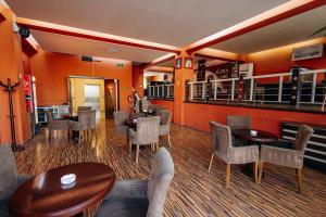 Posezení v ubytování Days Hotel By Wyndham Baku