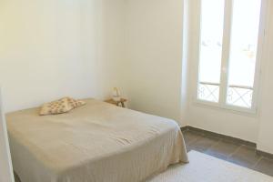 Place Massena in Nice center - 3 bedrooms top floor