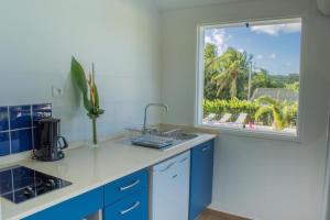 Kuchyň nebo kuchyňský kout v ubytování Les Bungalows du Moulin + 6 fotografií