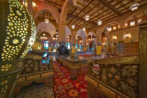 a large room with aasteryasteryasteryasteryasteryasteryasteryasteryasteryasteryastery at OZ Palace Ouarzazate & SPA in Ouarzazate