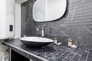 Zdjęcie z galerii obiektu Chic Parisian Retreat - Porte de Montreuil - 2 w Paryżu +7 zdjęć