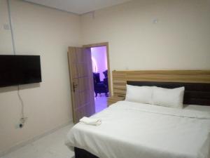 Fotografie z fotogalerie ubytování Suitable properties v destinaci Amuwo