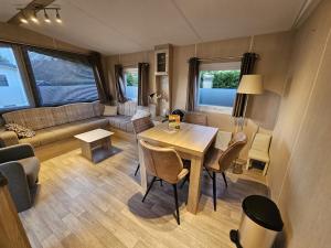 Χώρος καθιστικού στο ZP 508 - Camping de Zandput +13 φωτογραφίες