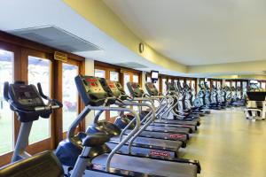 Fitness centrum a/nebo fitness zařízení v ubytování Villa la Estancia Beach Resort & Spa
