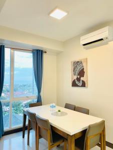 Galeriebild der Unterkunft Mactan Newtown Condo by EJB in Punta Engaño