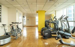 Fitness centrum a/nebo fitness zařízení v ubytování Wonderful 1BR in a luxury home! MBL Residence