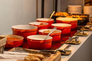 Comida no hotel ou em algum lugar perto