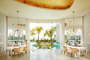 Bazen v nastanitvi oz. blizu nastanitve Azul Beach Resort Negril, Gourmet All Inclusive by Karisma