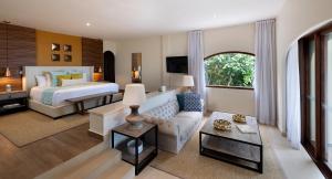 Katil atau katil-katil dalam bilik di Azul Villa Casa del Mar - Gourmet All Inclusive by Karisma