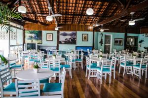 Restaurace v ubytování Pousada Emcanto