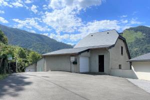 Gallery image of Chalet 2 lalanne in Béost