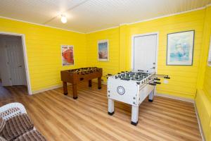 Spēļu telpa naktsmītnē WL925, Iselin- Oceanfront, Private Pool, Close to Beach Access, Ocean Views, Pool Table