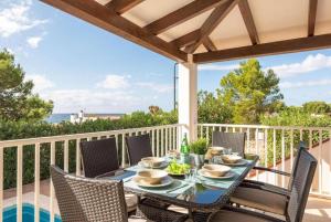Μπαλκόνι ή βεράντα στο Villa Binilisa