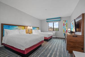 Hampton Inn Morro Bay客房内的一张或多张床位
