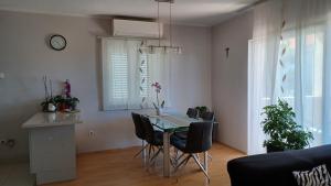 Gallery image of Apartments 255 in Grebaštica