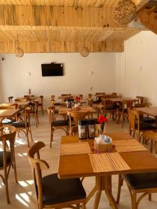 ห้องอาหารหรือที่รับประทานอาหารของ Pousada Corais do Bitingui
