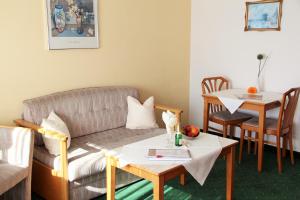 Posezení v ubytování Chalet Swiss - Appartementhotel
