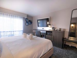 DoubleTree by Hilton Livermore, CA客房内的一张或多张床位