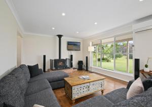 Μια τηλεόραση ή/και κέντρο ψυχαγωγίας στο Hillcrest House - Gem in the Hunter!