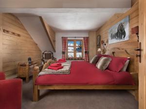 Chalet luxueux avec spa, piscine et vue sur pistes a Courchevel 1550 - FR-1-575-200