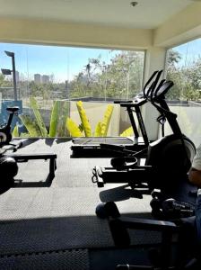 Fitness centrum a/nebo fitness zařízení v ubytování Apartamento de 2 Habitaciones con Piscina, Playa a 5 minutos
