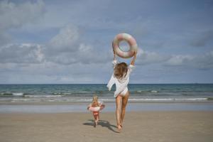 Hosté ubytování Arinara Beach Resort Phuket - SHA Extra Plus