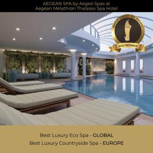 Басейн в Aegean Melathron Thalasso Spa Hotel або поблизу