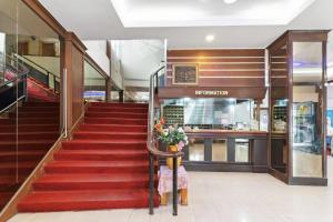 Lobbyn eller receptionsområdet på Phu Inn Hotel