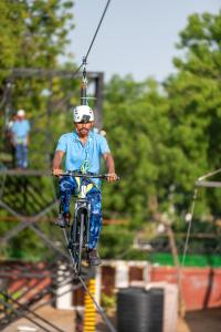 入住Roadies Rostel - Best Adventure Resort in Ahmedabad的客人