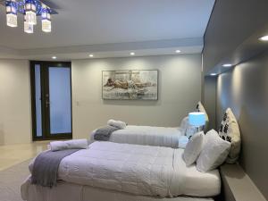 Galeriebild der Unterkunft Spacious Studio-2 Beds, Short drive to Parklands & Olympic in Sydney