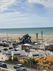 Afbeelding uit fotogalerij van Plage de Calais, vue sur mer! in Calais