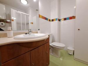 Ένα μπάνιο στο Apartamento céntrico en Vigo