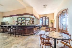 Χώρος καθιστικού στο Mansion Alhamar, Sitio de Calahonda, first line beach, sleeps 5